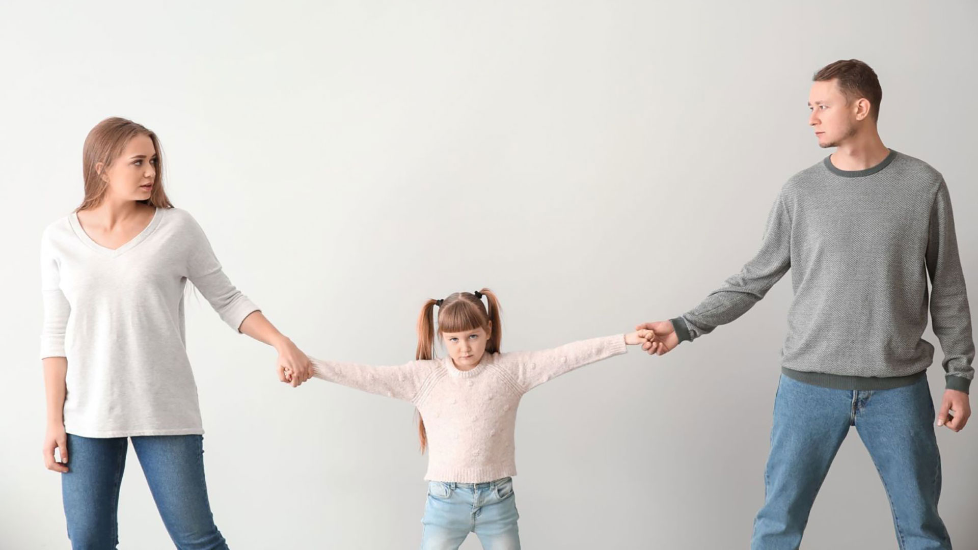 Общение с ребенком после развода: способы и порядок установления графика, госпошлина, ответственность и нюансы | развод и алименты в 2022 году