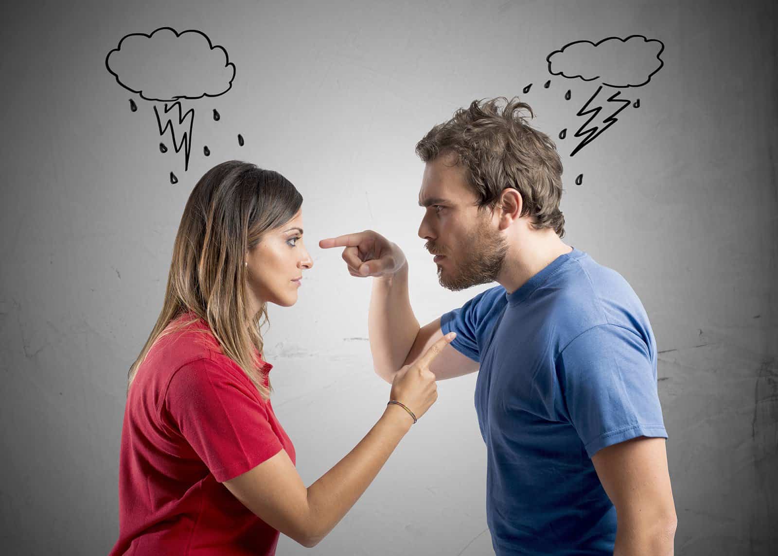 Как обсуждать отношения, если муж парень не хочет говорить